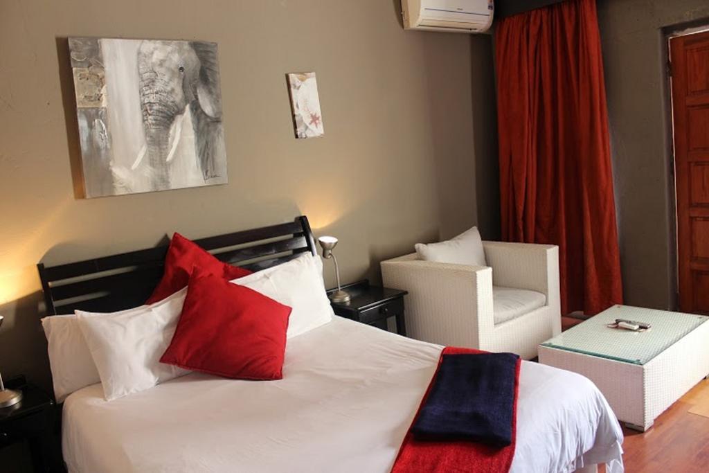 Flamboyant Guest Lodge Γιοχάνεσμπουργκ Εξωτερικό φωτογραφία