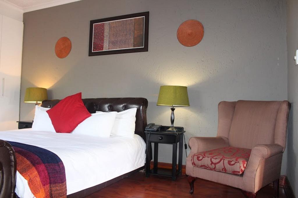 Flamboyant Guest Lodge Γιοχάνεσμπουργκ Εξωτερικό φωτογραφία